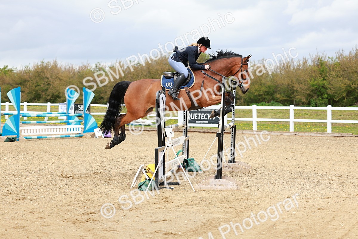 SBM_002328 - Class 10 - Senior Newcomers - 1.10m