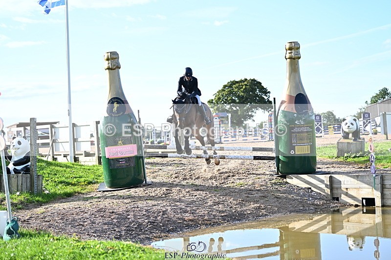 240913A-172230-05628 - Cls 19 Snr 1m Open Speed Derby