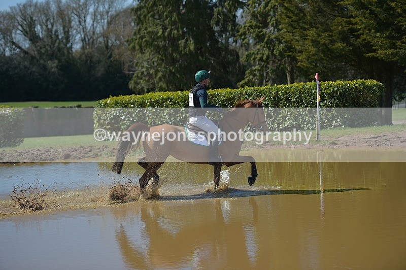 NGP_8375 - XC Time 13:35 to 13:40