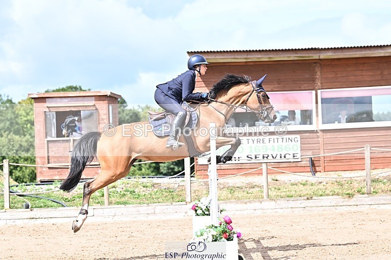 250731-112442-00558 - Cls 02 Snr Fox 1st Rnd