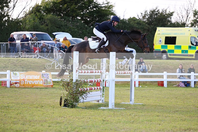 3E7A4671 - Class C1: Showjumping Senior Newcomers/1.10m open