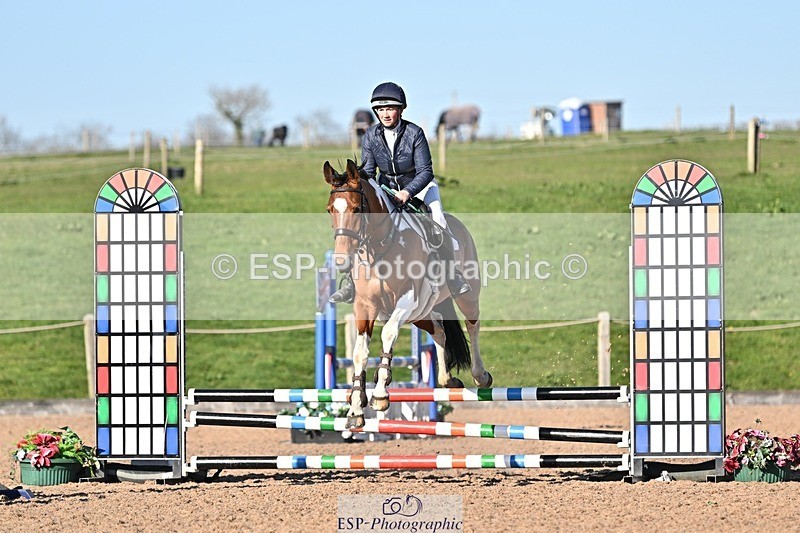 250401-170820-00276 - 70cm classes