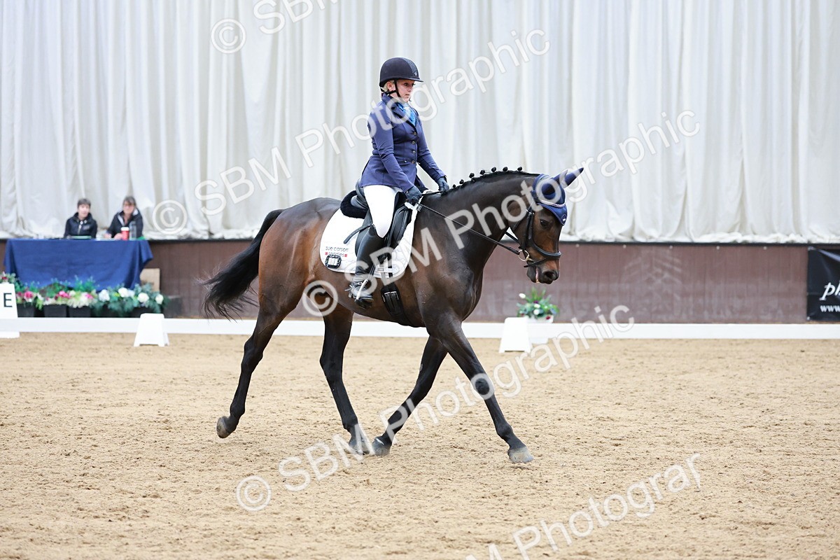 SBM_010089 - Class 6b - Novice 6 - 12.40-13.43