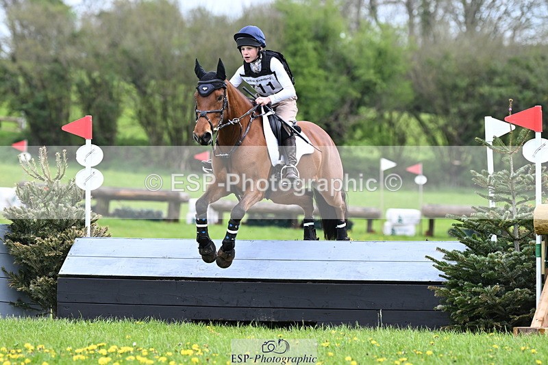 250419-143000-11963 - 711-Osbert.Stone-BALLYARD.BROUGH.LADY