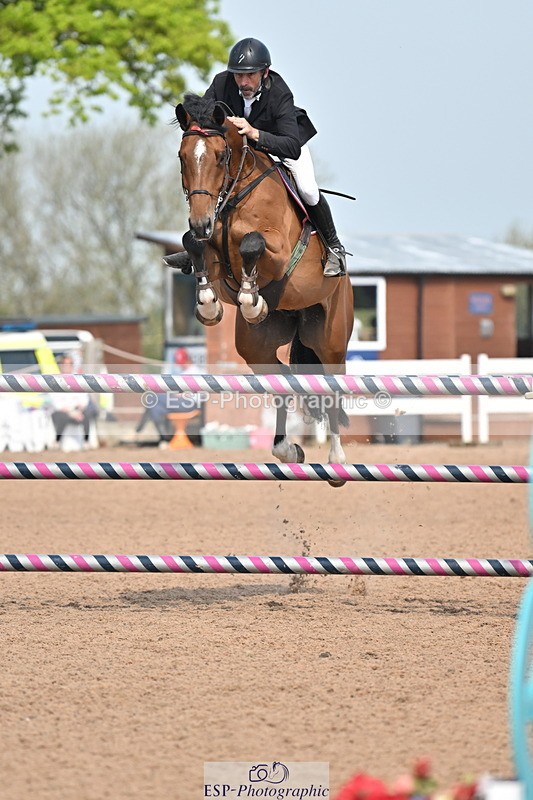 240512A-103843-17328 - Cls 48 National 1.30m Open