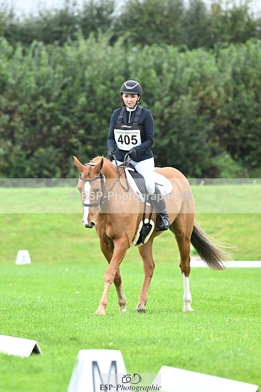 241024-100139-02905 - 405-Lucy.Strong-ON.PLANET.MARS