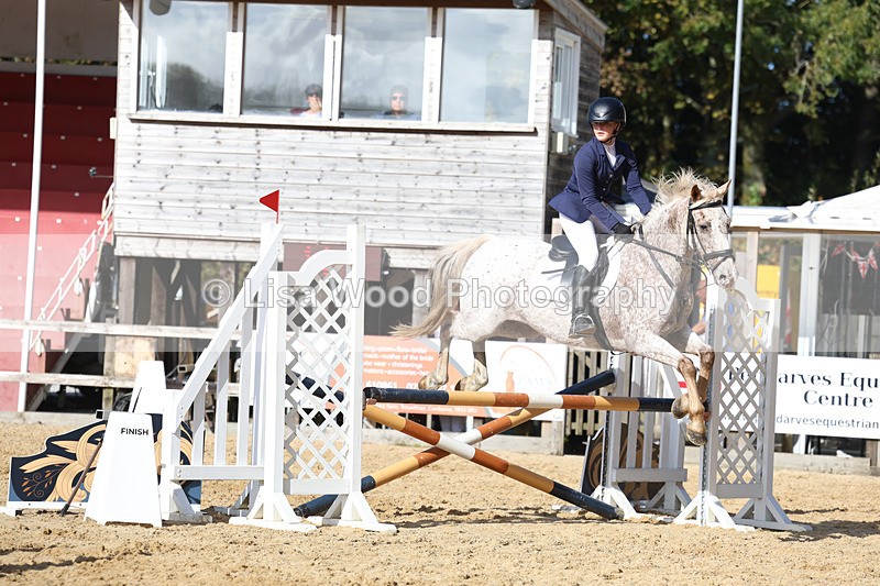 3E7A5532 - Class 10: 90cm open