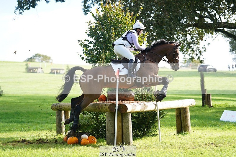 231020-111030-06893 - 034-COOLEY.PARK.MUZE-Gemma.Stevens-XC