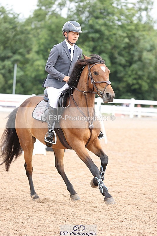 240630A-112057-12606 - Cls 31 Discovery and 90cm Open