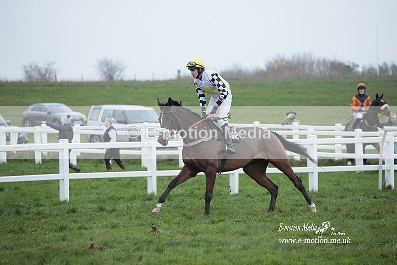 PtP 271122 1029 - Hursley Hambledon Hunt Point-to-Point - Larkhill - 27/11/22