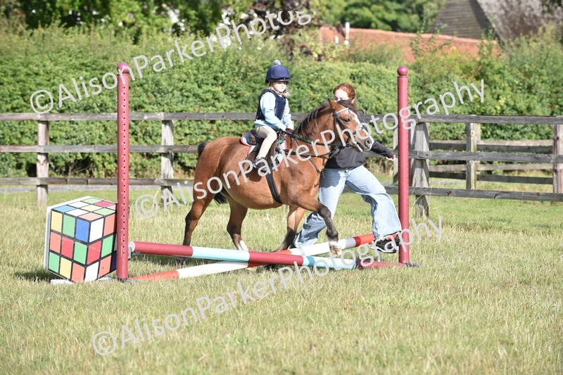 20250831-0280 - Class 6 - Minimus Jumping 30cm