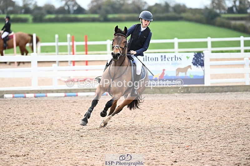 231118A-104408-01490 - Cls 5 Discovery & 90cm Open