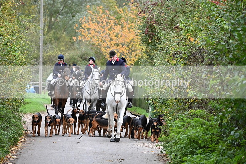 WJ6_8317 - Walk Home..