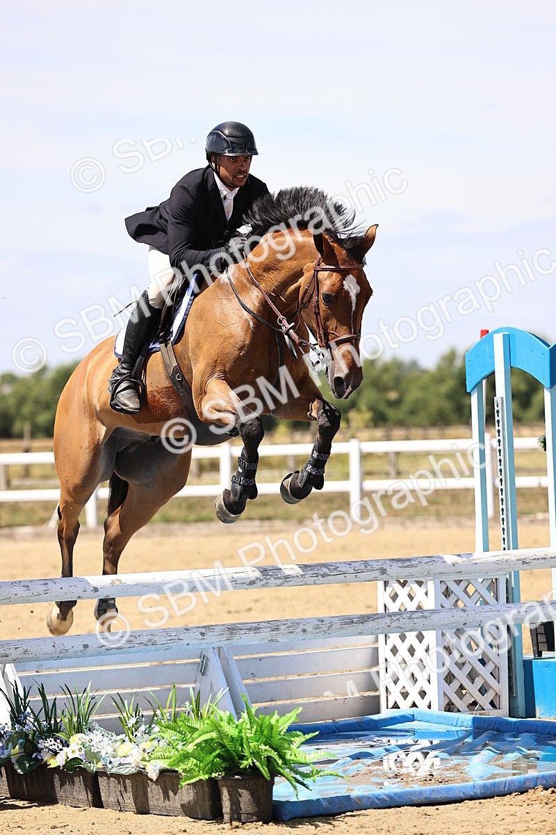 SBM_010087 - Class 9 - Senior Foxhunter - 1.20m Open