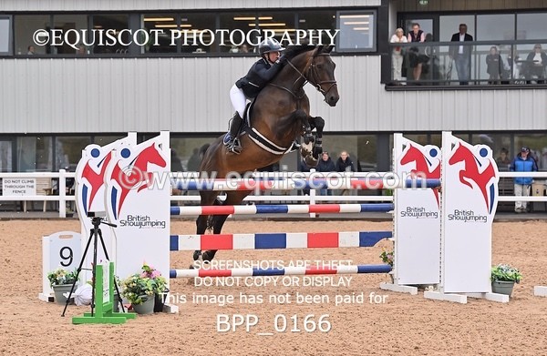 BPP_0166 - CLASS 25 SUN HOYS Redpost Equestrian Senior Foxhunter Second Round