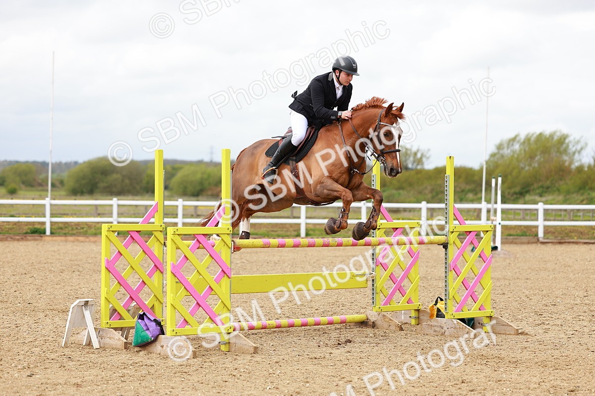 SBM_002496 - Class 10 - Senior Newcomers - 1.10m
