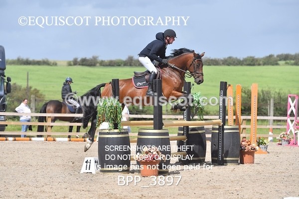 BPP_3897 - CLASS 6 Senior Discovery/ 1m Open