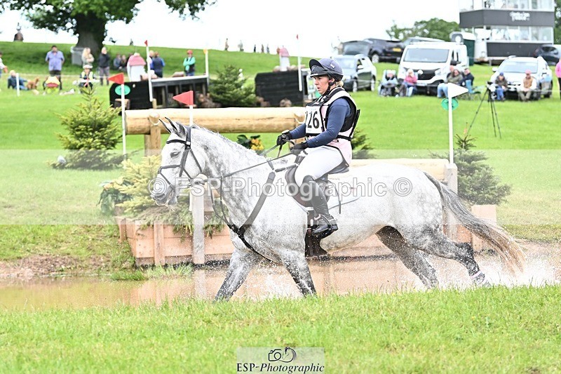 240525-155143-17345 - 226-CLONSHIRE_ON_TREND-Heidi_Coy