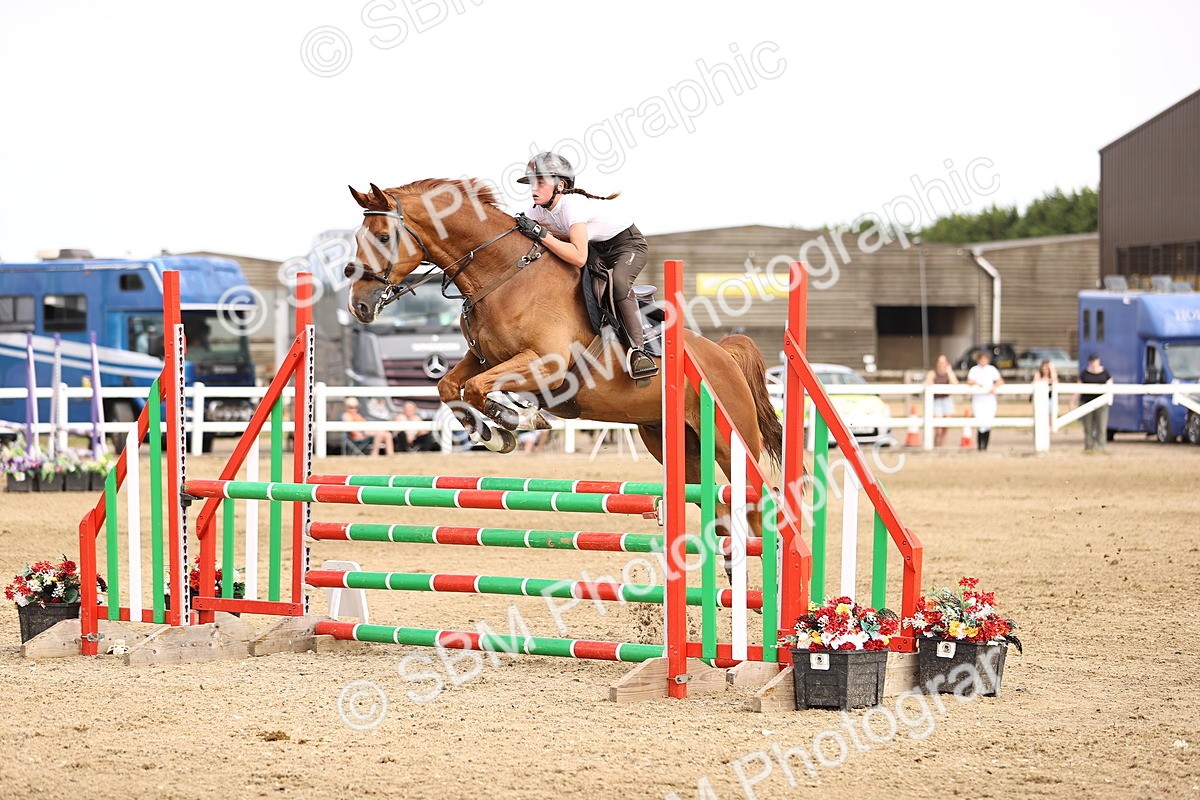 SBM_002420 - Class 18 - Ariat Senior British Novice- 90cm Open