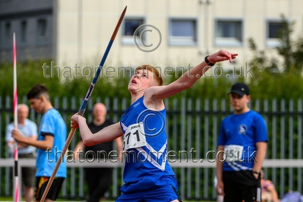 Age25SAT-925735 - Field Male