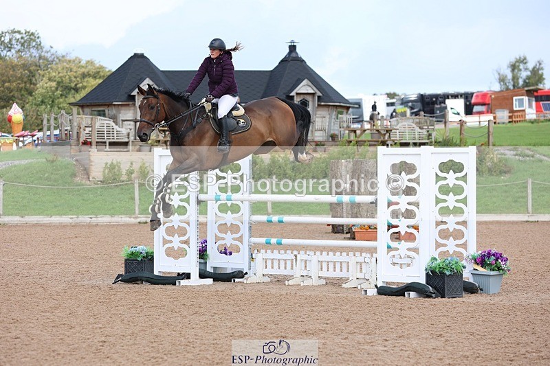 250911-121148-01369 - Cls 3 Snr Foxhunter