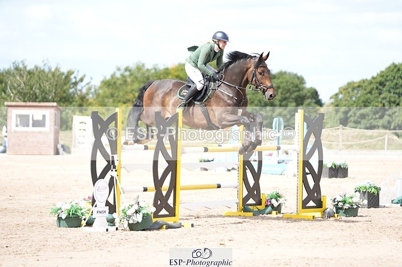 250801-112417-04914 - Cls 14 Snr Fox 1st Rnd