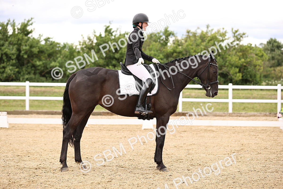 SBM_002751 - Class 2 - Novice 4 - 12.00-13.10
