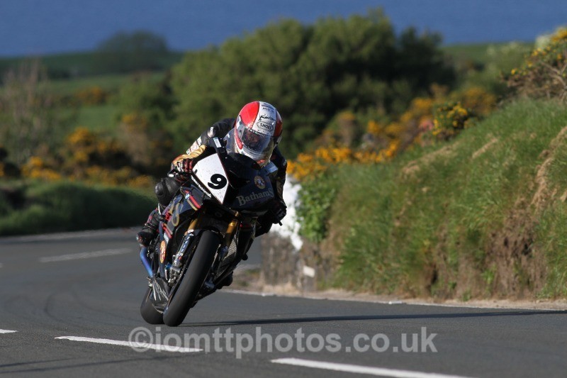 Michael Rutter BMW / Bathams Prize Winning Ales - Monday Practice Solos