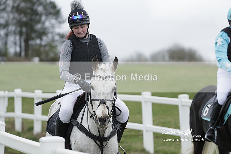 PtP 260323 0165 - New Forest Hounds Point-to-Point Larkhill 26/03/23