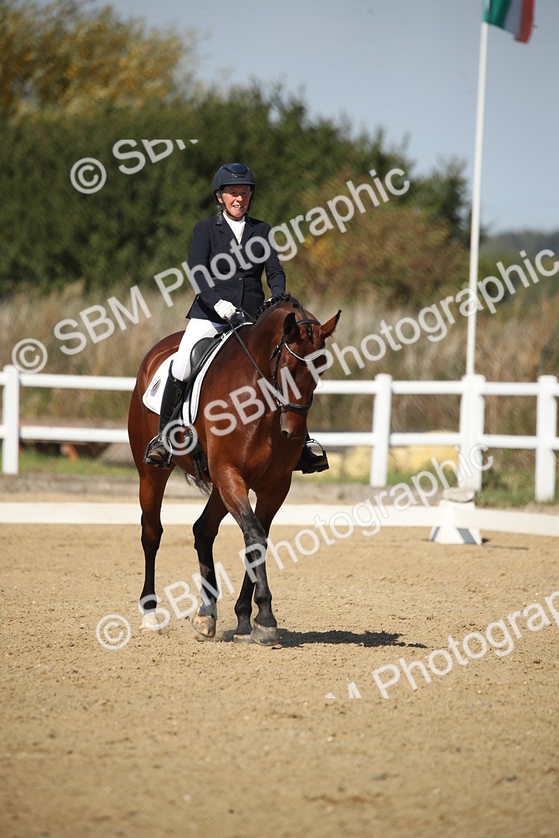 SBM_005007 - Class 11 - Novice 5 - 11.41-12.58