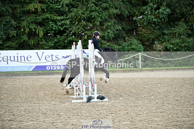 251004A-095941-00326 - Classes 1-2-3 40cm