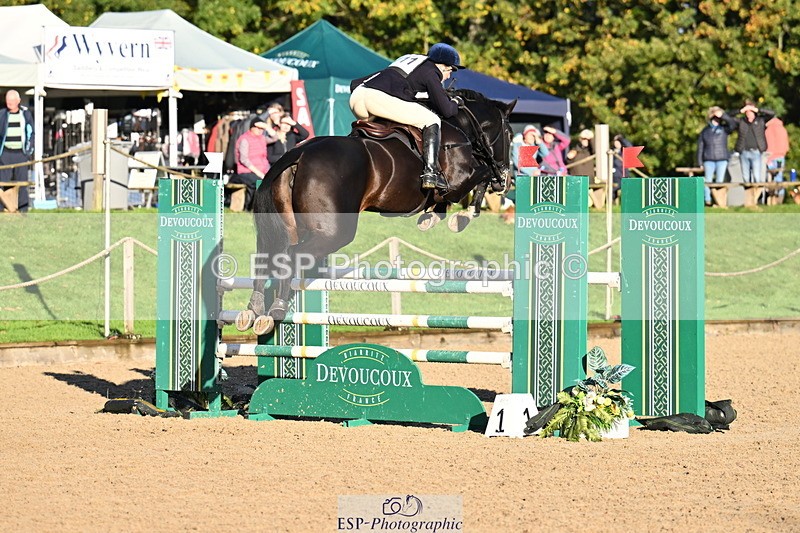 251024A-094834-06235 - B-111-Polly.Walker