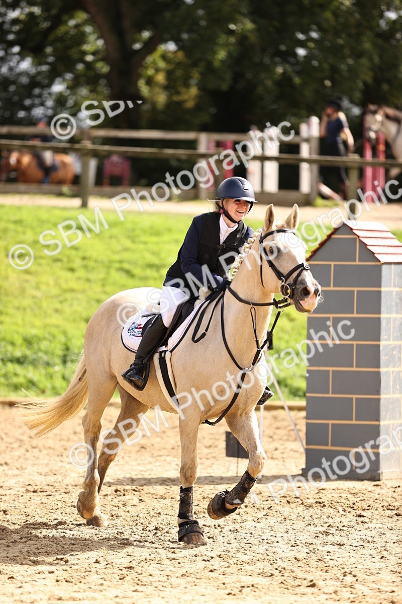 SBM_41150 - J40 Senior Horse & Pony 90cm Supreme Championship