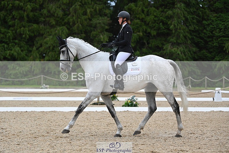 230813-174335-08720 - Cls 14 Medium Silver 16.45 to End