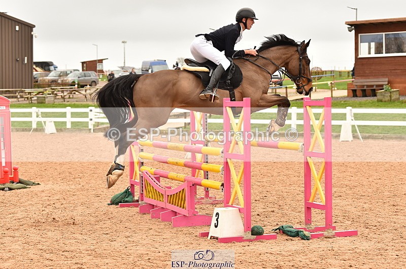 240210A-144152-01587 - Cls 12-14 Children on Horses
