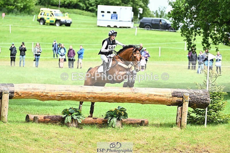 240526-141642-23855 - 501-BRUNO_FG-Edie_Campbell