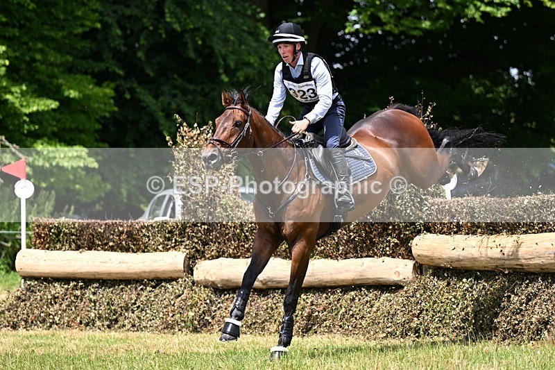 240630X-132043-7719 - 323-Felix_Etzel-FRED