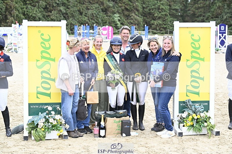 250525A-162622-18762 - Presentations Section D CCI 4 Star