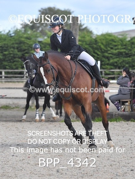 BPP_4342 - CLASS 6 HORSE 60CM FINAL