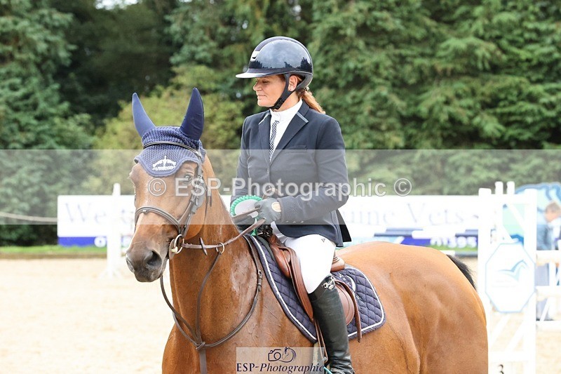 240817-162607-02978 - 06A Snr Fox 1.20m open