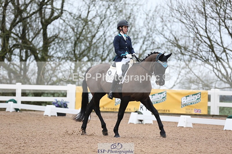 240217A-085405-00112 - 231-Alys.Matravers-DARGASONS.MOON.SHADOW