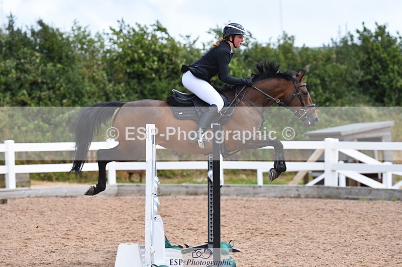 230715A-143740-01334 - Cls 6 Foxhunter & 1.10m Open