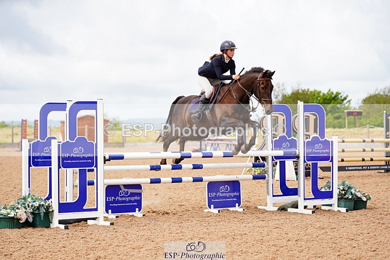 240526A-105152-07662 - Cls 26 Chard Equ 1.05m and 1.10m Grand Prix