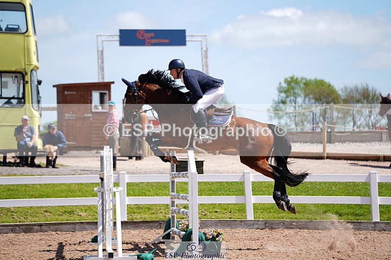 240525A-130914-06128 - Cls 17 National 1.30m