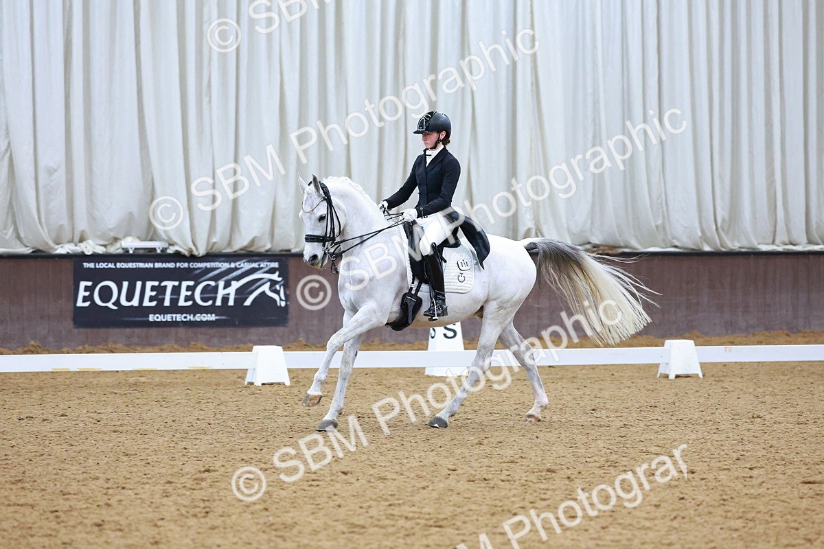 SBM_004694 - Class 17-19- FEI PSG-FEI INT