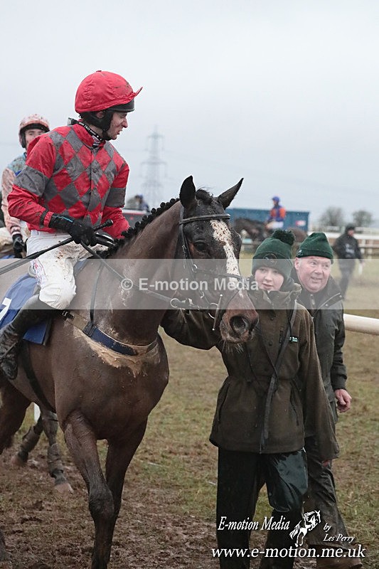 PtP 260125 1115 - Cocklebarrow Point-to-Point racing with the Heythrop Hunt 26/01/25