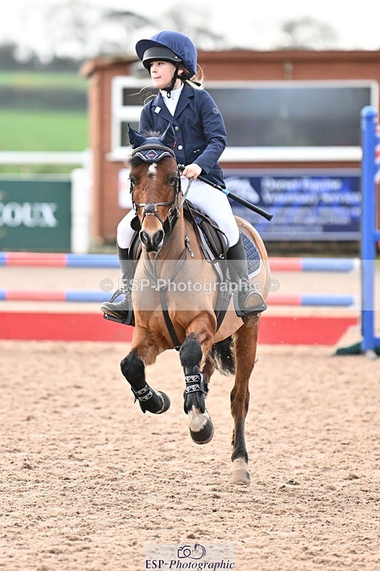 241117X-090553-03124 - Cls 05s A&B Pony Brit Nov & 80 Open