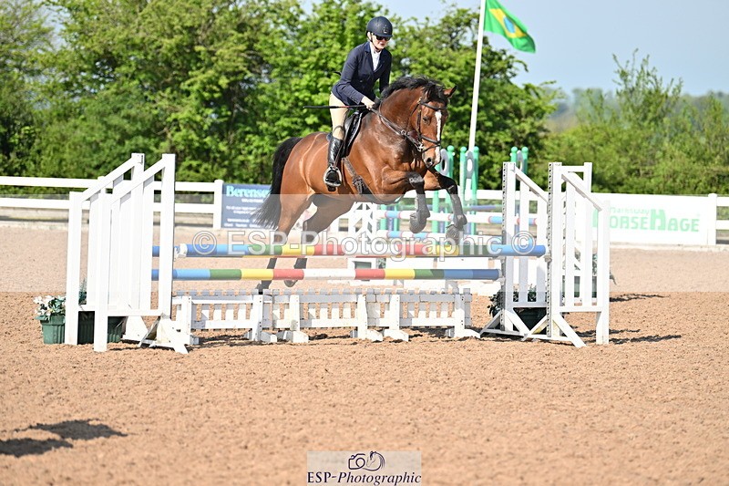 240509A-095510-00287 - Cls 1 British Novice and 90cm Open