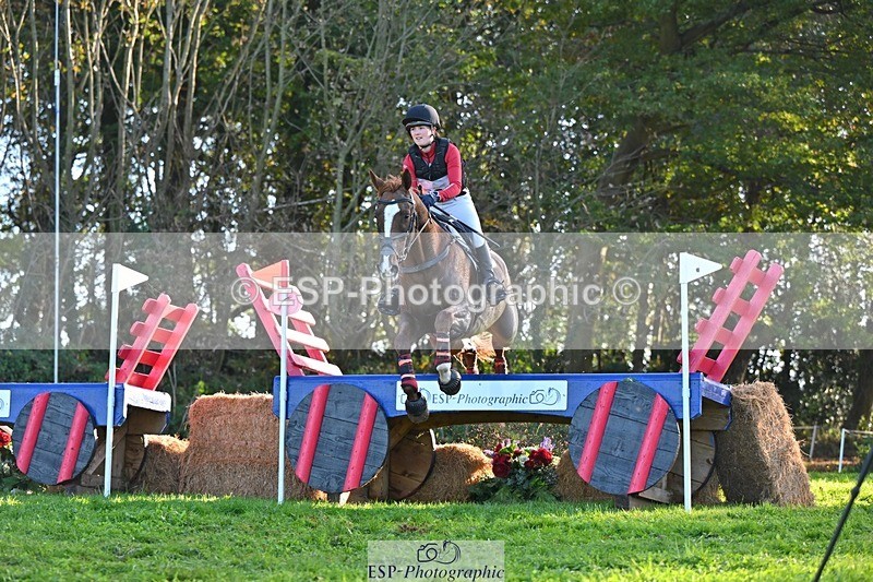 241026-153032-14634 - 595-Josie.Dix-RUSTICOATS