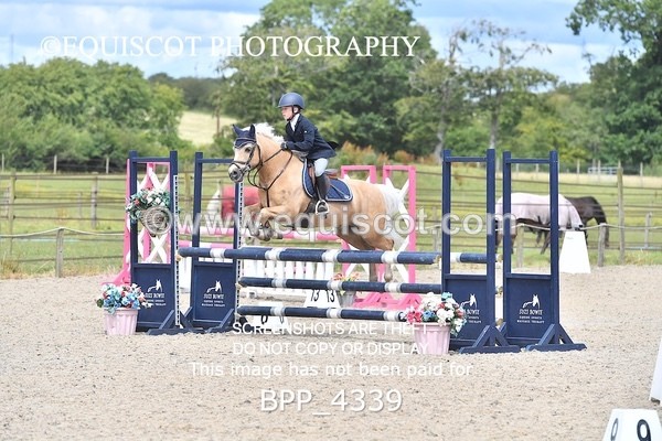 BPP_4339 - CLASS 19 SUN Springboard 128cm/ 138cm Restricted Handicap
